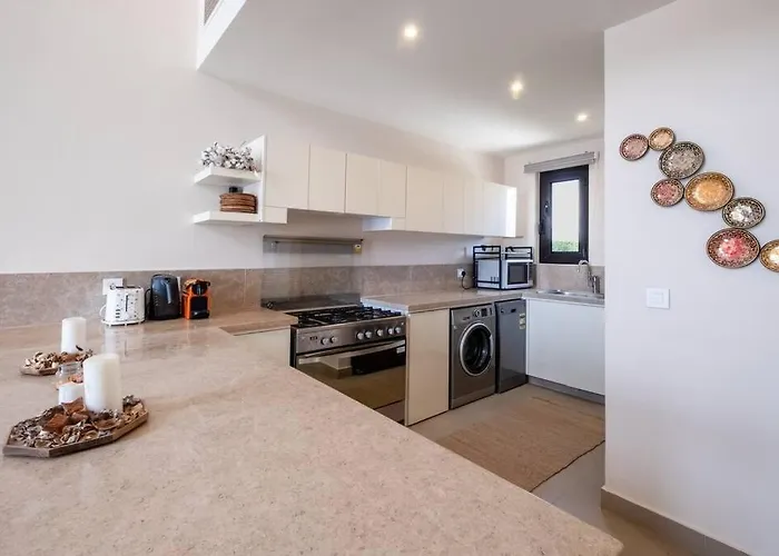 Tatil Evi Luxury 4br + Nanny • Ancient Sands *