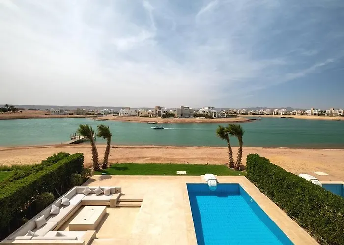 Luxury 4br + Nanny • Ancient Sands Tatil Evi